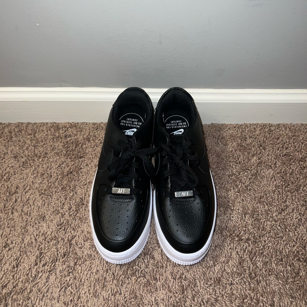 Nike Air Force 1 Sage Low